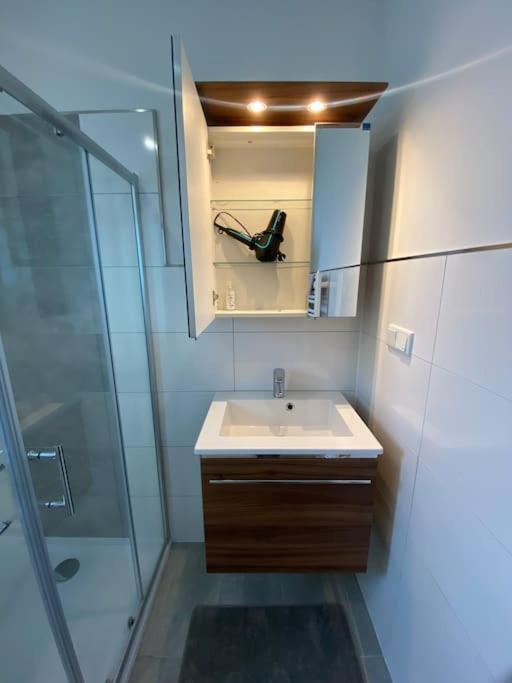 Neues Bungalow Fuer Bis Zu 4 Personen 奥伯豪森 外观 照片